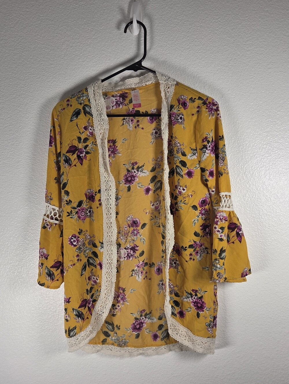 No Boundaries Junior's Size XS Mustard Yellow Open Front Floral Top